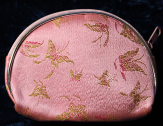 Brocade Pink Zipper Pendulum Pouch - Click Image to Close